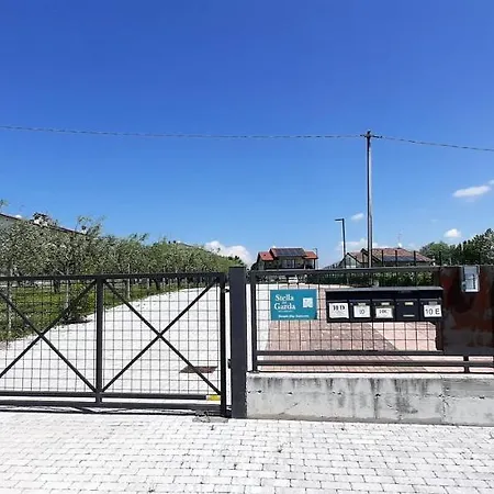 Stella Del Garda لاتيزي