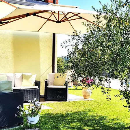 Stella Del Garda فندق مبيت وإفطار لاتيزي