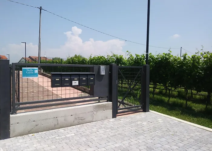 Stella Del Garda Alojamento de Acomodação e Pequeno-almoço Lazise