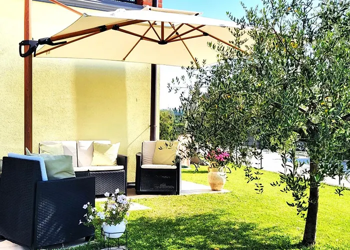 Stella Del Garda Couette-café Lazise